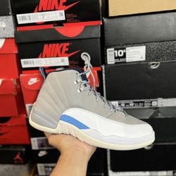 Jordan University Blue 12s size 9.5 VNDS