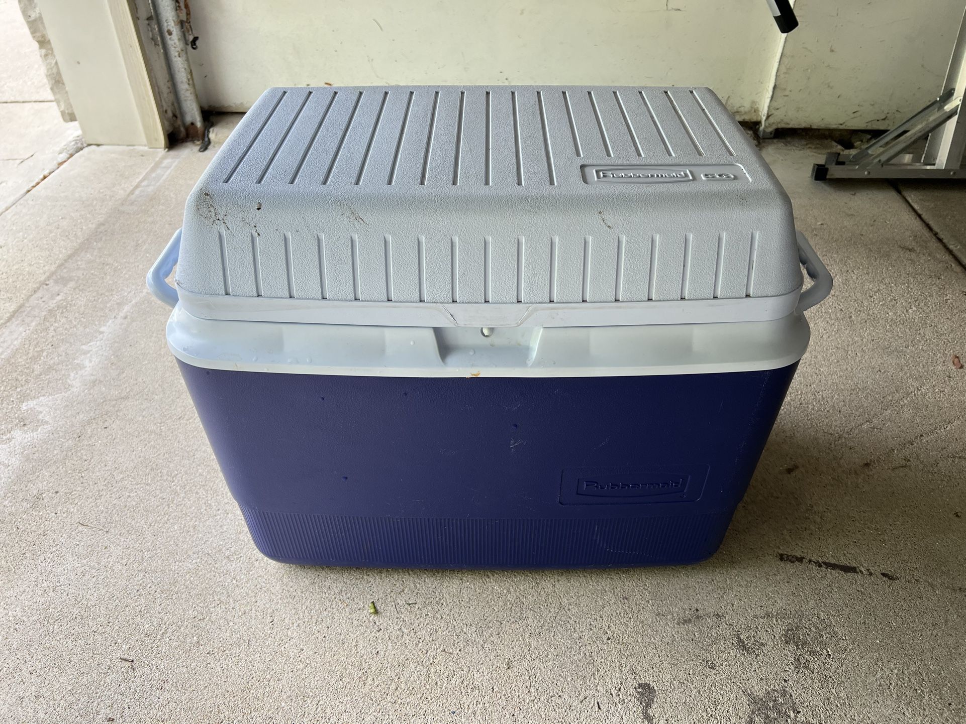 Rubbermaid 56 Quart Cooler