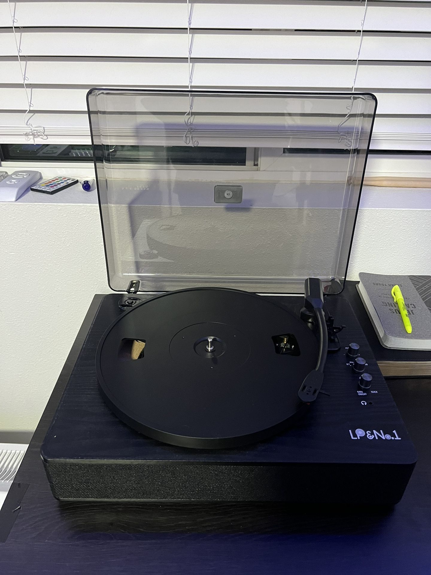  LP&No.1 Bluetooth Record Player with Stereo Speakers