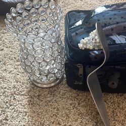 Candle Holder And Super Cute Cake Cutter