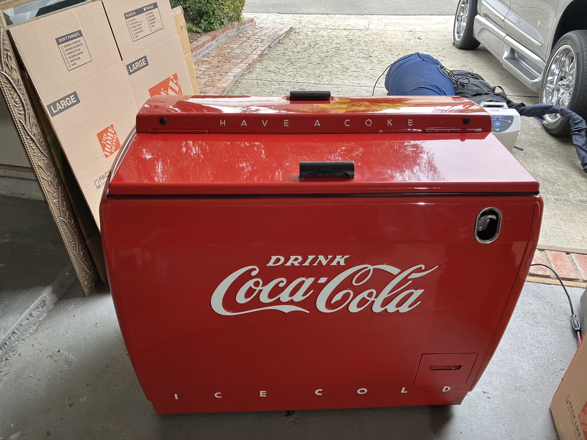 Vintage 50’s Era WD12 Coca-Cola Machine