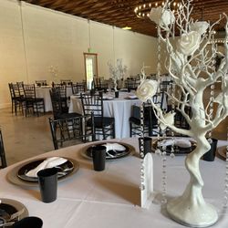 Manzanita Tree (wedding Or Party Decor) With Hanging Chains And White Roses
