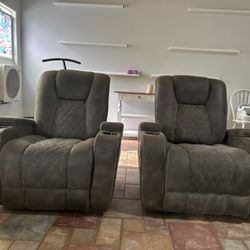 Recliners 
