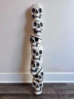 Halloween Skeleton Heads Light Up Hanging Decor
