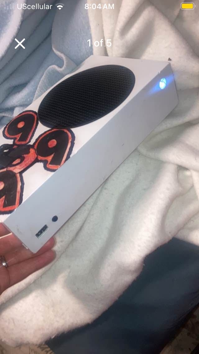 Xbox Series S +3accounts With Over 30+ Games All Bought With Cash NOT Gamepass