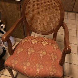 Accent / Decorative Chair