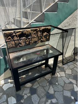 Reptile Terrarium with Screen Top