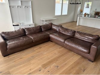Beautiful leather couch