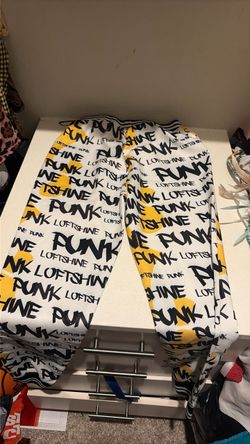 Dresser pants women
