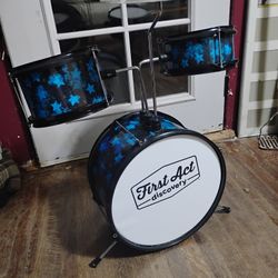 First Act Discovery Drum Set & Seat, Blue Stars, for kids / children