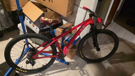 Mafia Bikes La Plaga Red