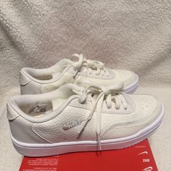 Nike women’s shoes