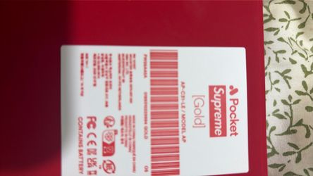 Supreme analogue pocket