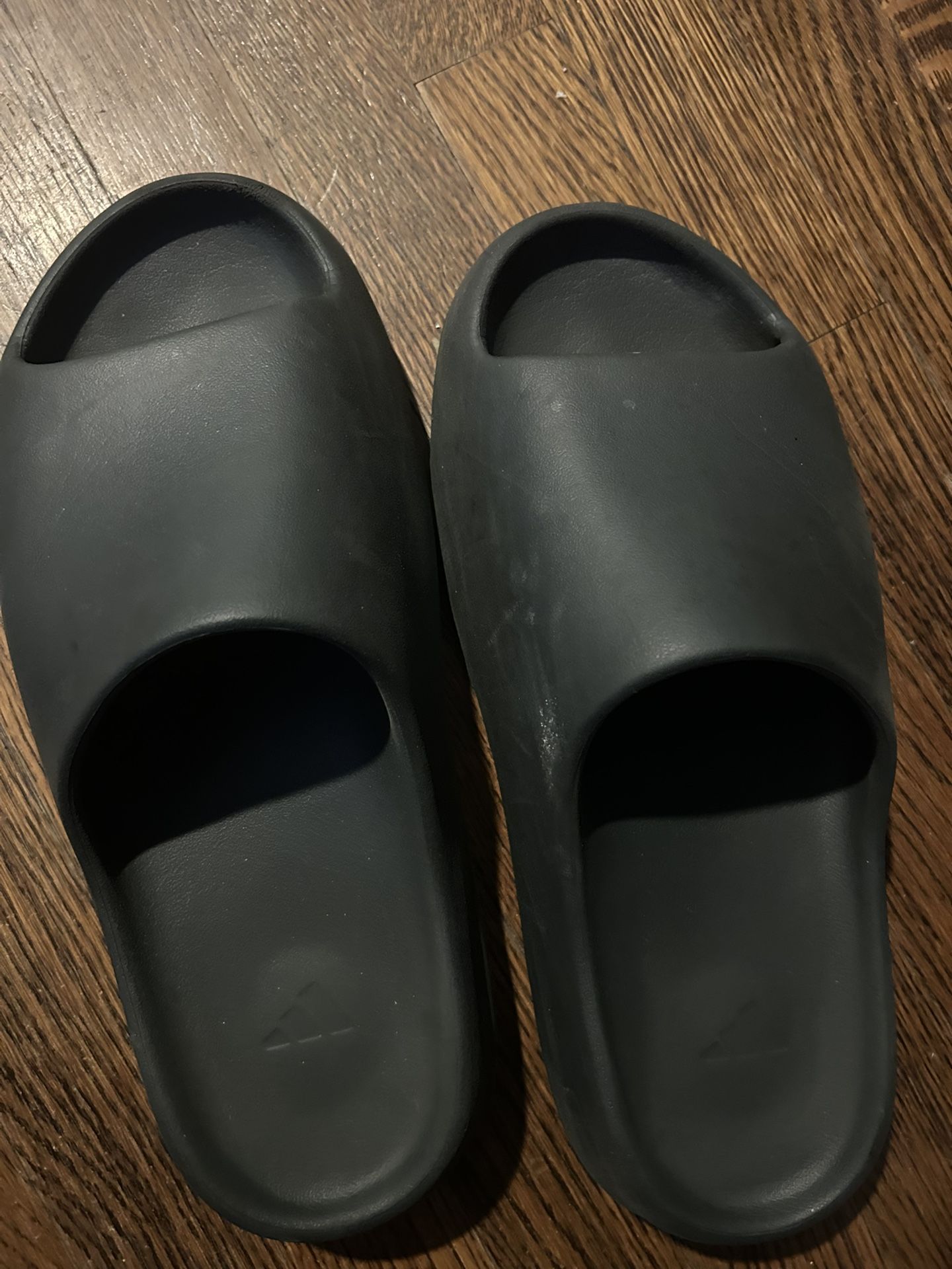 Yeezy Slide Onyx Size 12