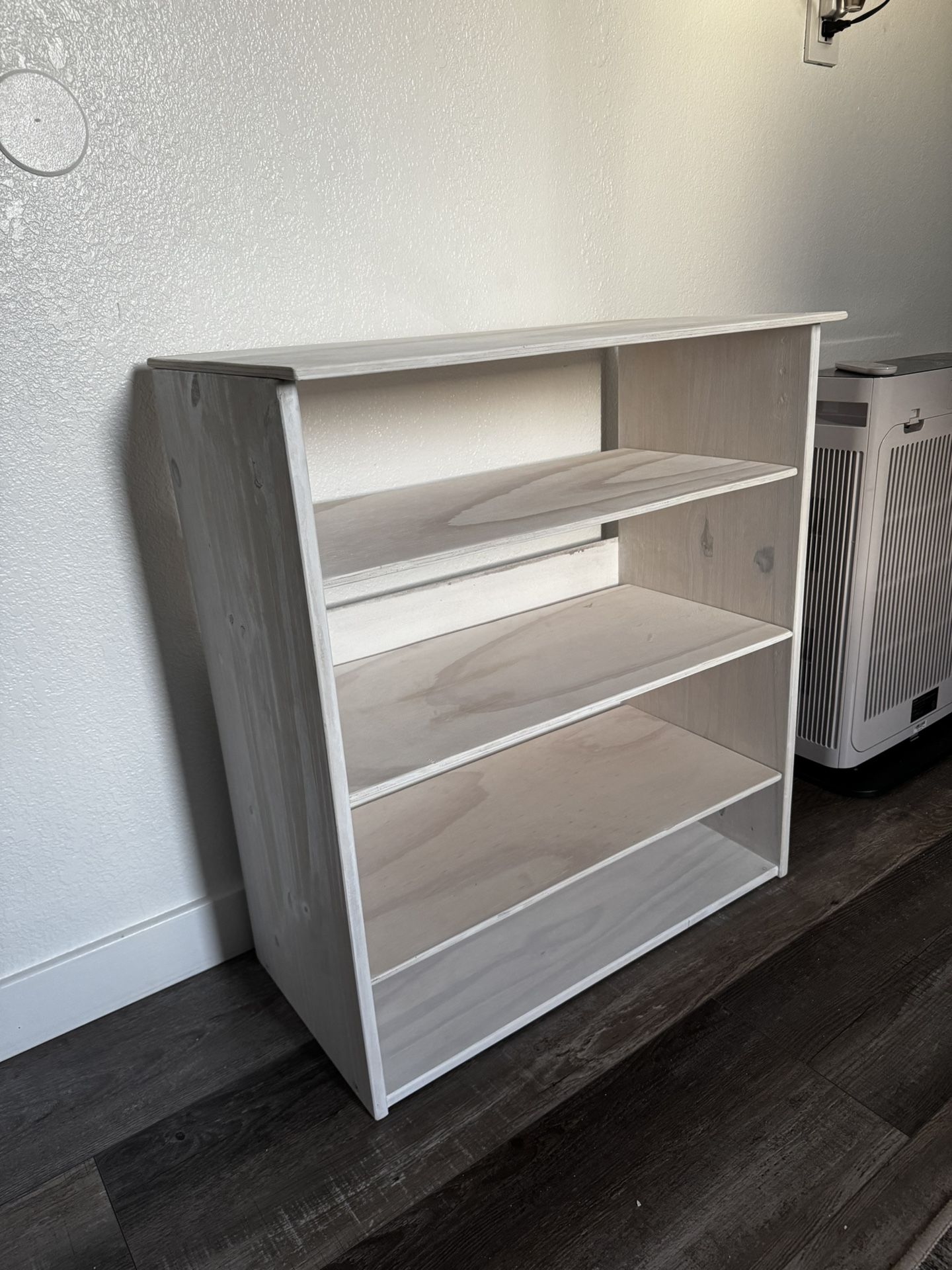Pine Wood White Washed Bookshelf