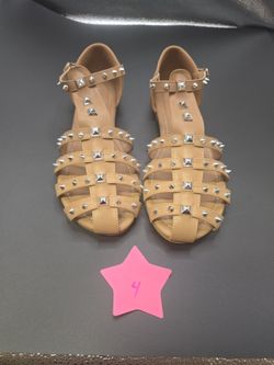 Cape Robbin size 9