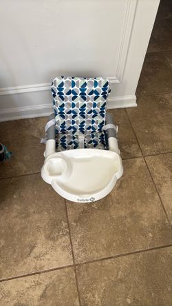 Safety 1st 5-in-1 Sit, Snack, & Go