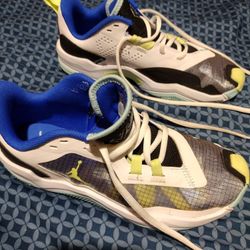 Air Jordan Ones Take Four Sz 7 Practically Brand New No Offers No Trades 75th Ave And Then School Serious Buyers Only Please