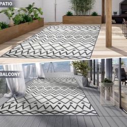 Beautiful Multi- Application Outdoor Rug Rug - 9 x12 White and Black Design