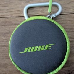 BOSE SoundSport wireless headphones Earphone Carrying Case Grey And Neon Green