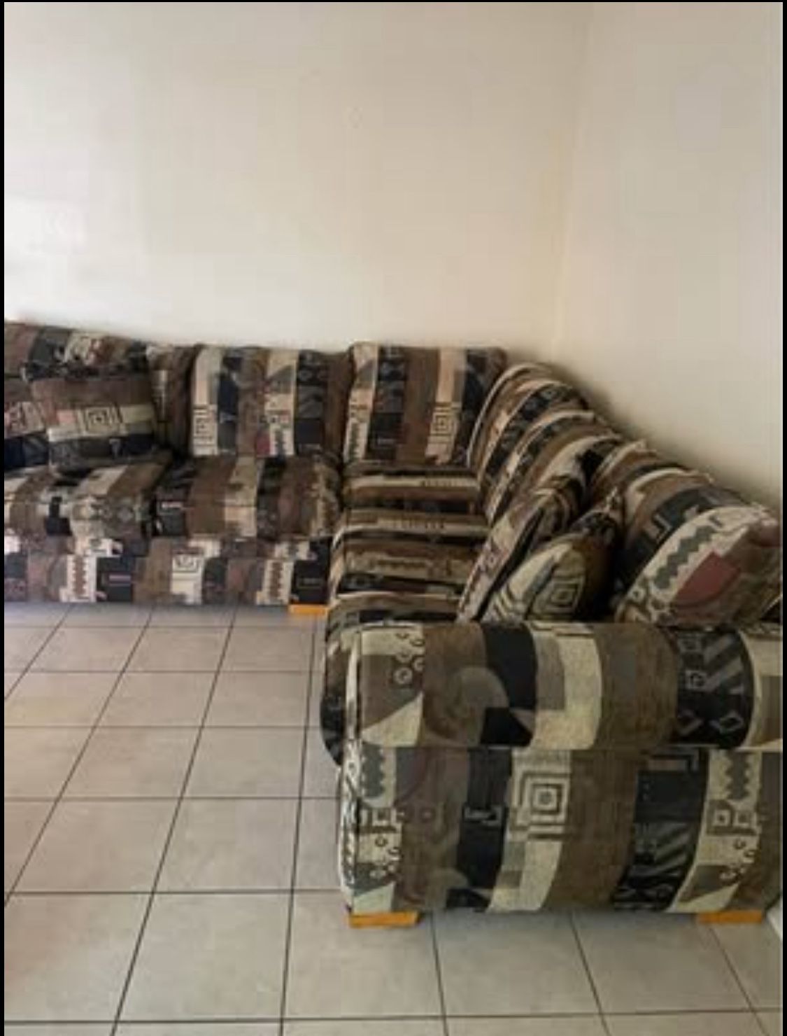 Sectional/sleeper sofa