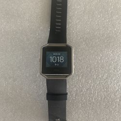 Fitbit Blaze Smart Fitness Watch, Large - Black Used Works Fantastic