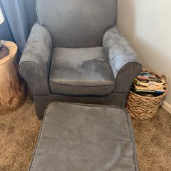 Grey Recliner With Ottoman