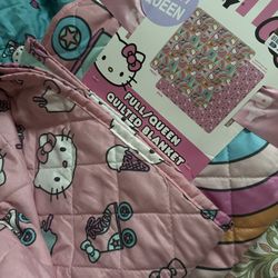 Hello Kitty Queen x2