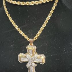 10K Gold Rope Chain With A Diamond Cross Pendant 29 Inches Weighs 25 grms 