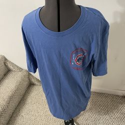 Cubs Shirt Adult Small Never Used