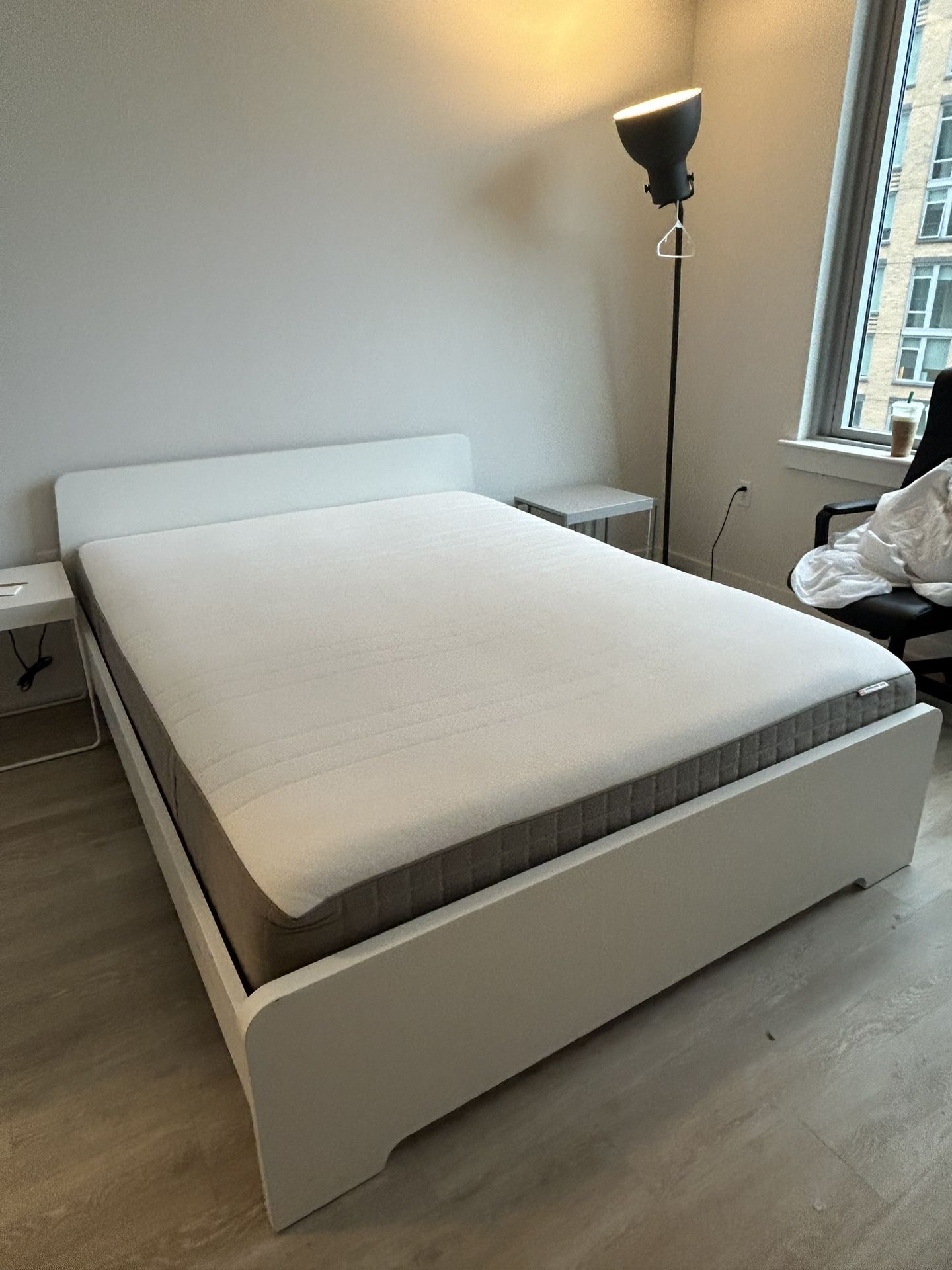IKEA mattress + Bedframe Set 