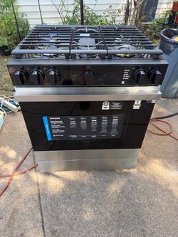 Samsung Bespoke Slide-in Gas Range Air Fry | Wi-Fi | 6.0 cu.ft.