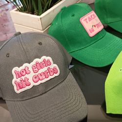 Caps