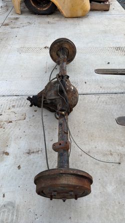 Dana 60 rear end