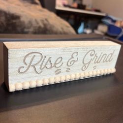 ‘Rise & Grind’ Wooden Morning Coffee Kitchen Bar Sign Rustic Home Café Decor