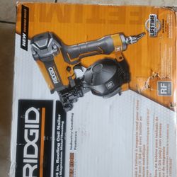 RIDGID
Pneumatic 15 Deg. 1-3/4 in. Coil Roofing Nailer