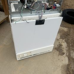 Dishwasher    Free