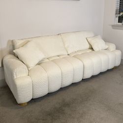 Sofa Moderno En Excelente Condición 