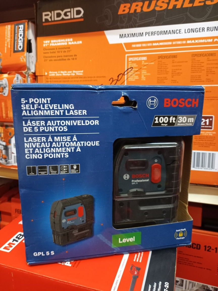 BOSCH 100 ft/30 m 5 POINT SELF- LEVELING ALIGNMENT LASER