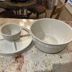 Longaberger bowl and tray set 