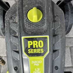 3200 PSI Electric Pressure Washer W/surface cleaner