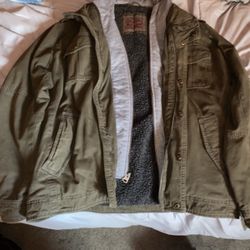 Levi’s Men’s washed cotton hooded jacket