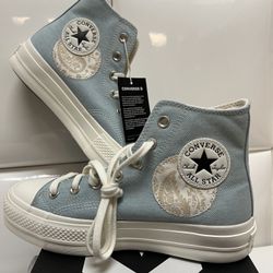 CONVERSE WOMEN SHOES-SIZE 8-brand New In Box-great For A Gift-$60 No Less- NUEVOS No Menos