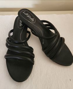 Ladies Wedge Sandals (7.5 med)