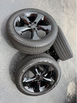 HEEP GRAND CHEROKEE LIMITED 2026 WHEELS AND TIRES