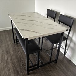 Dining Table Set