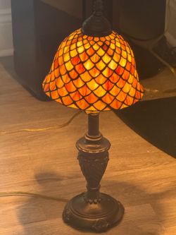 Look alike Tiffany lamp