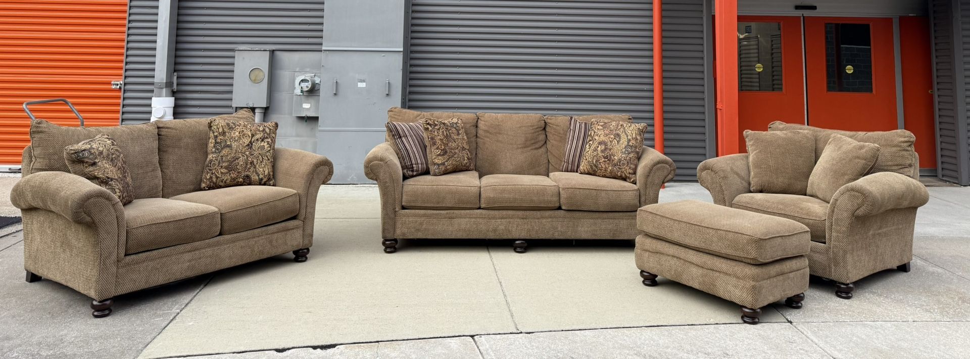 Richland Amber 4 Piece Living Room Set Signature Design by Ashley