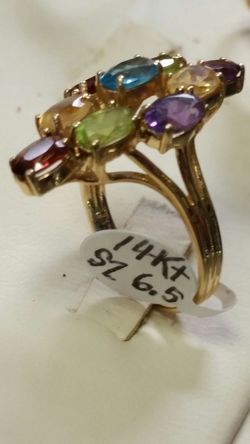 14 karat gold gemstone ring size 6.5
