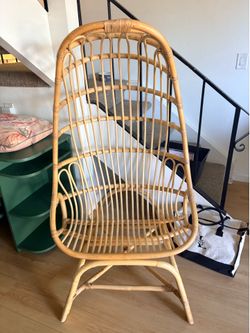 Bamboo egg chair